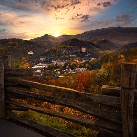 Wilderness Lodge, Hot Tub, Game Room, Pool Access, 1089 Free Tickets Each Paid Day, Dollywood And M セバービル エクステリア 写真