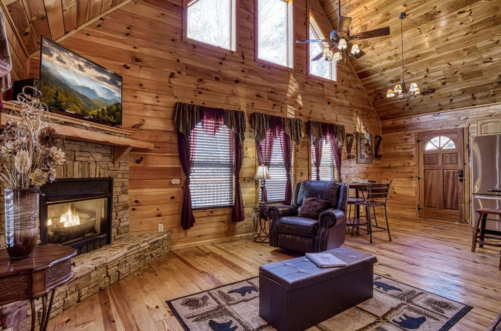 Wilderness Lodge, Hot Tub, Game Room, Pool Access, 1089 Free Tickets Each Paid Day, Dollywood And M セバービル エクステリア 写真